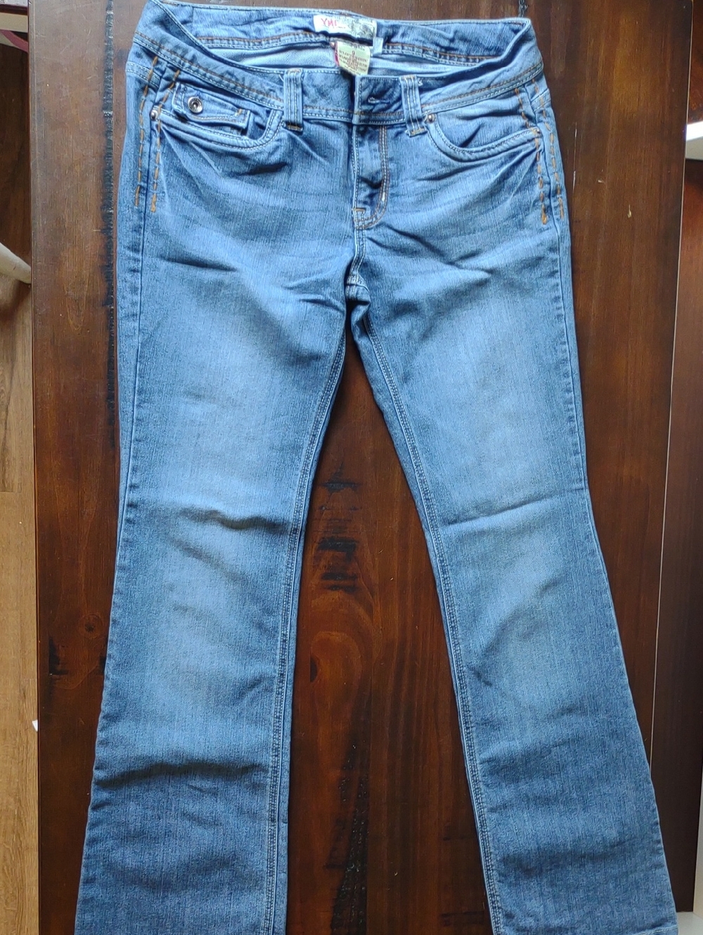 Women’s Light Blue Flare Jeans - Vintage-Inspired Fit